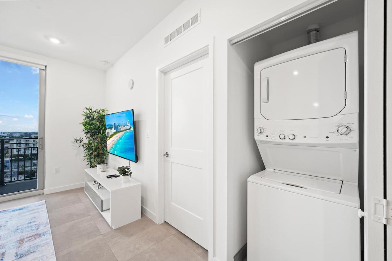 Apartament Beautiful Unit In Downtown Miami With Free Parking Zewnętrze zdjęcie